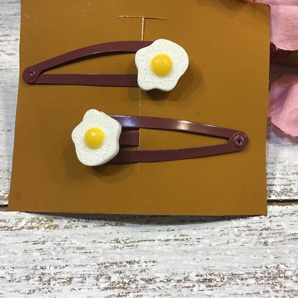 3/$14.00 Hair Clips - Picture 1 of 1